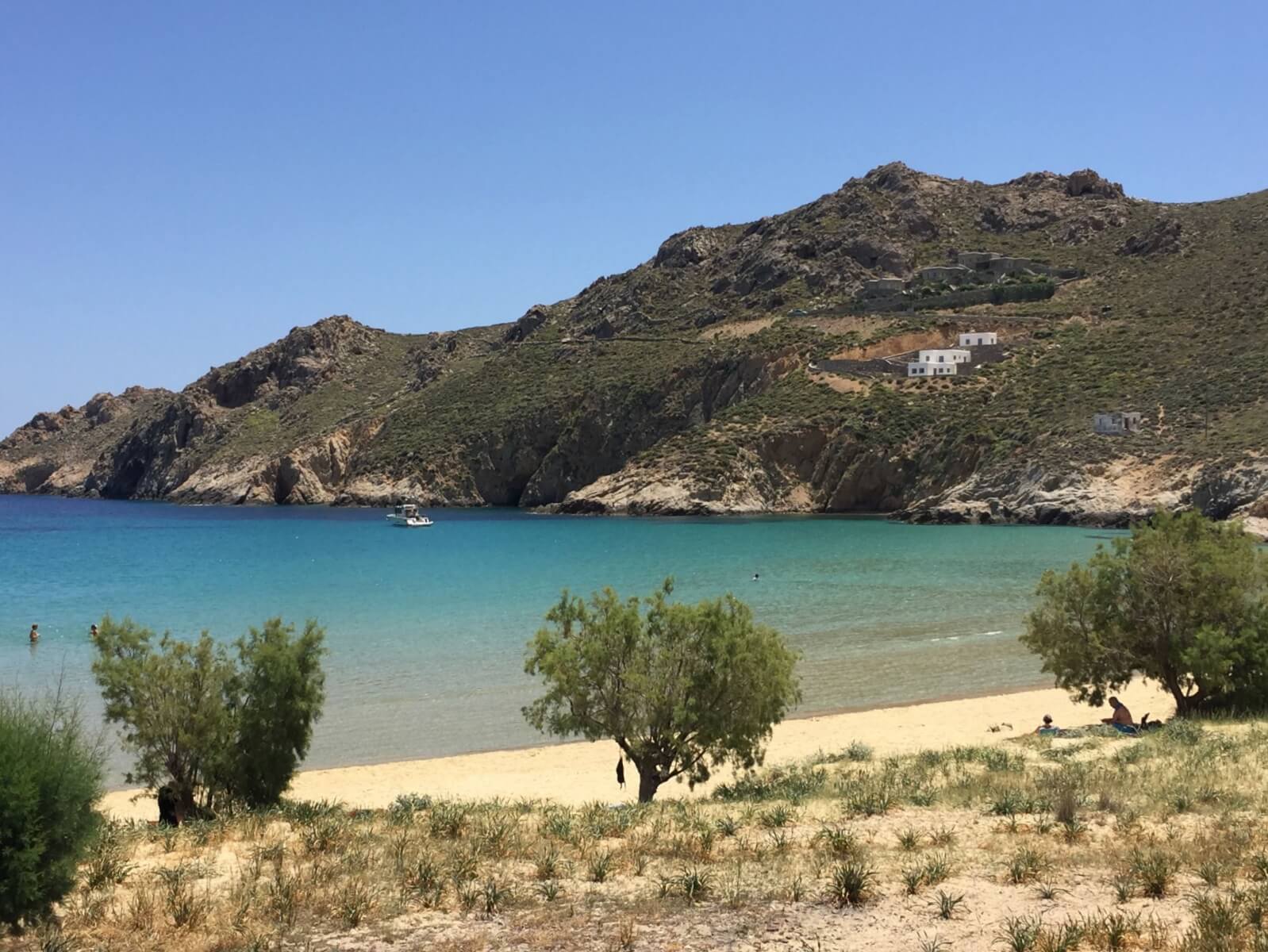 Der weiße Strand von Psili Ammos