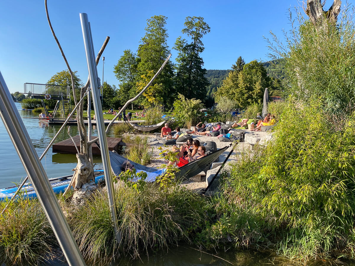 Ausflüge im Tegernseer Land: Chillzone im Strandbad Schliersee