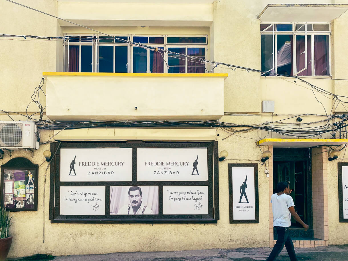 stone freddy mercury museum |