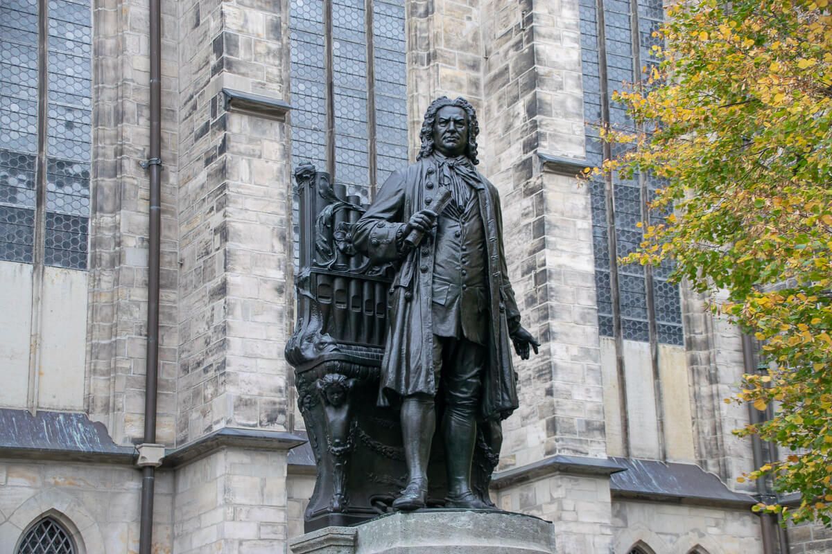 Wochenendtrip Leipzig: Bachdenkmal vor der Thomaskirche