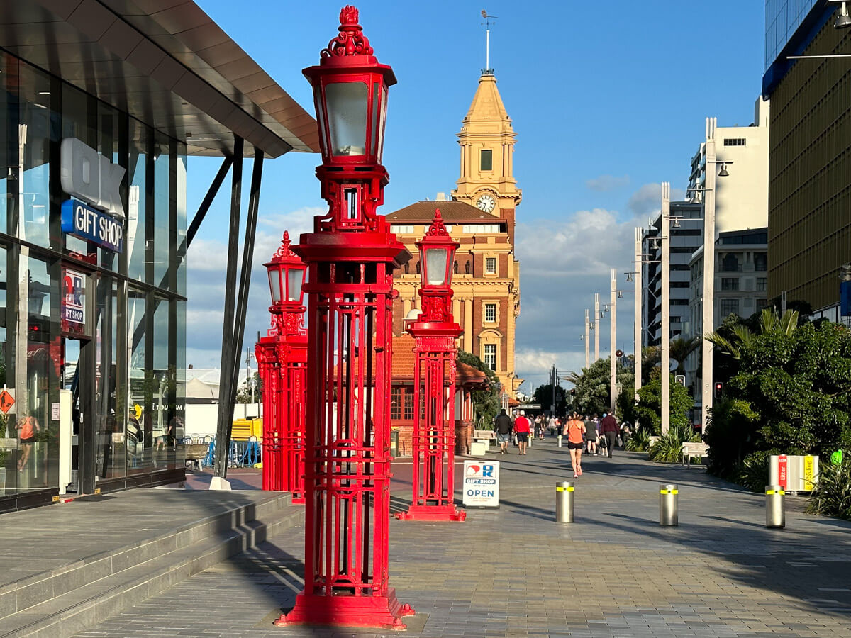 neuseeland auckland cbd ferrybuilding |