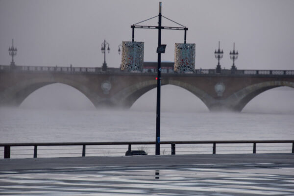 bordeaux pont saint pierre 1 2 |