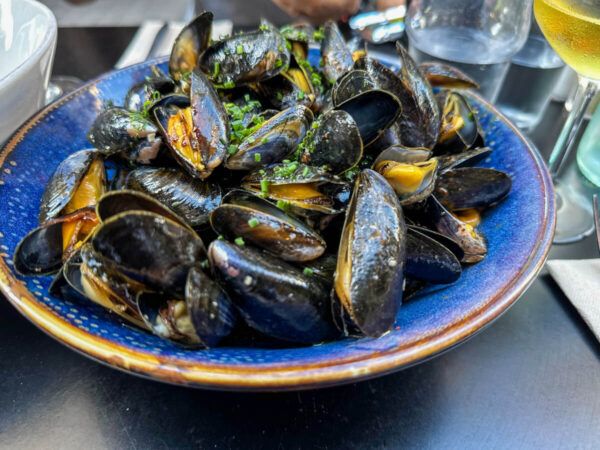 Le Petit Commerce, Bordeaux: frische Muscheln