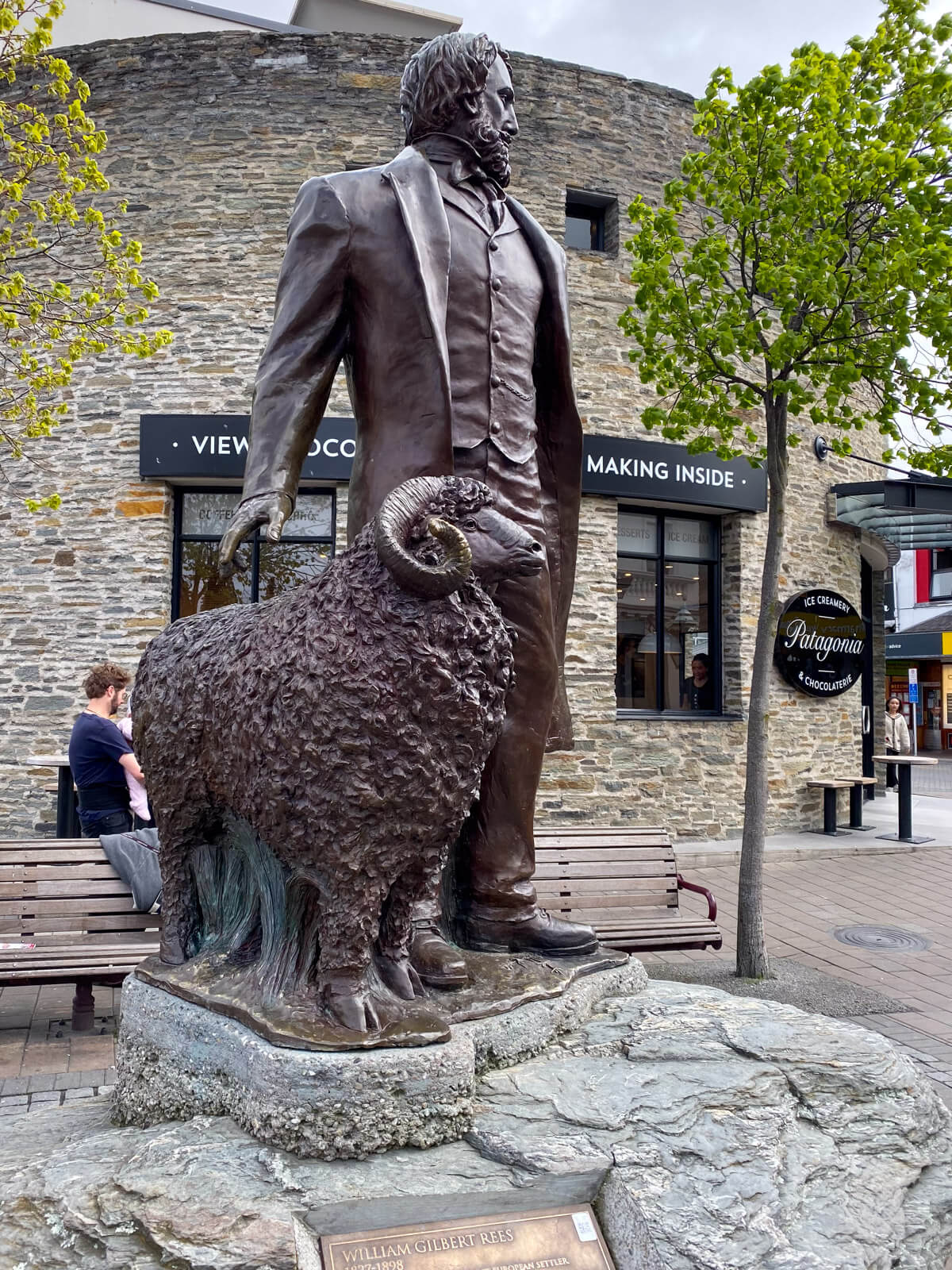 Queenstown: Denkmal für William Rees, den Stadtgründer