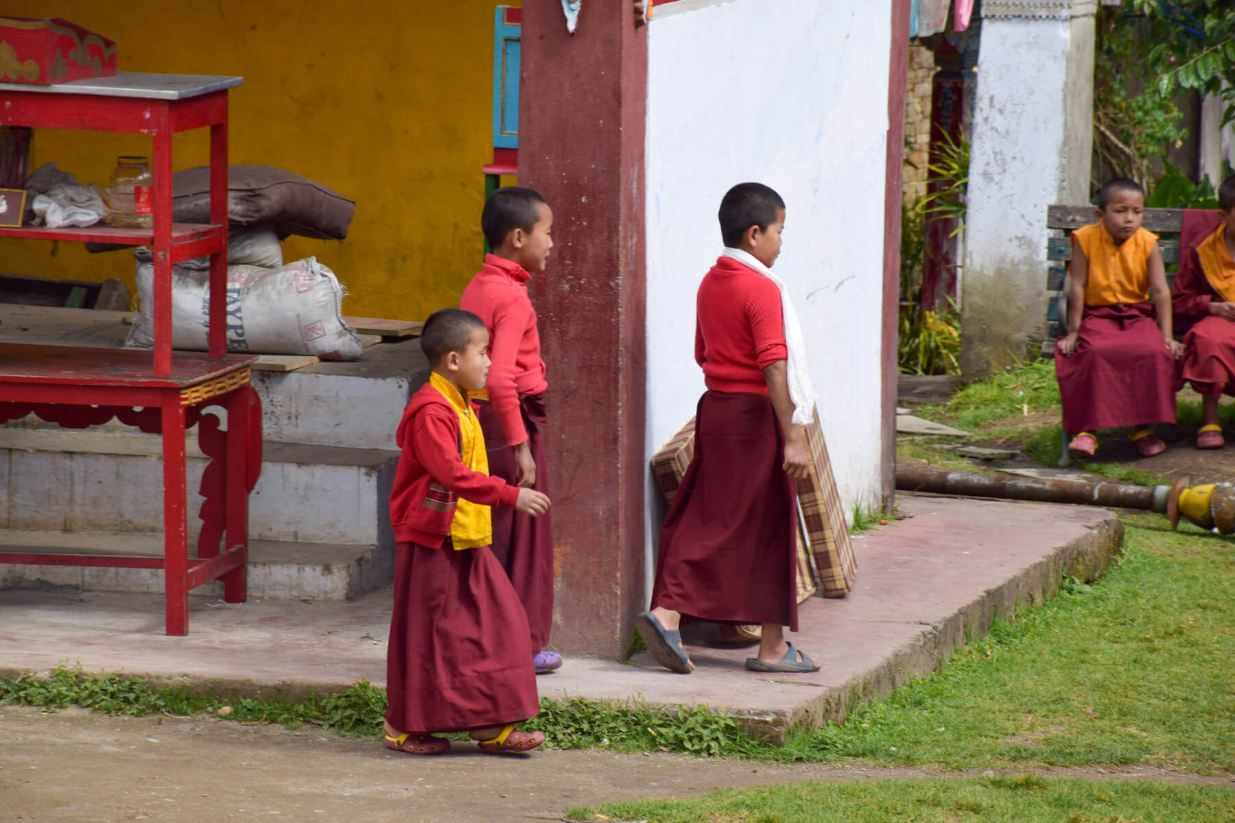 Klöster in Sikkim: Novizen im Kloster Pemayangtse