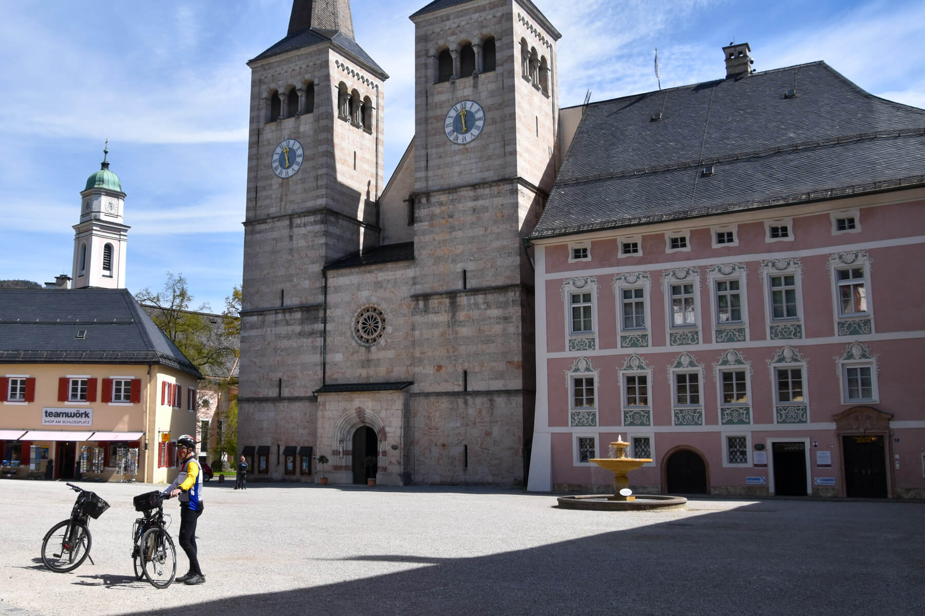Radtouren Berchtesgadener Land: Schloss und Stiftskirche Berchtesgaden