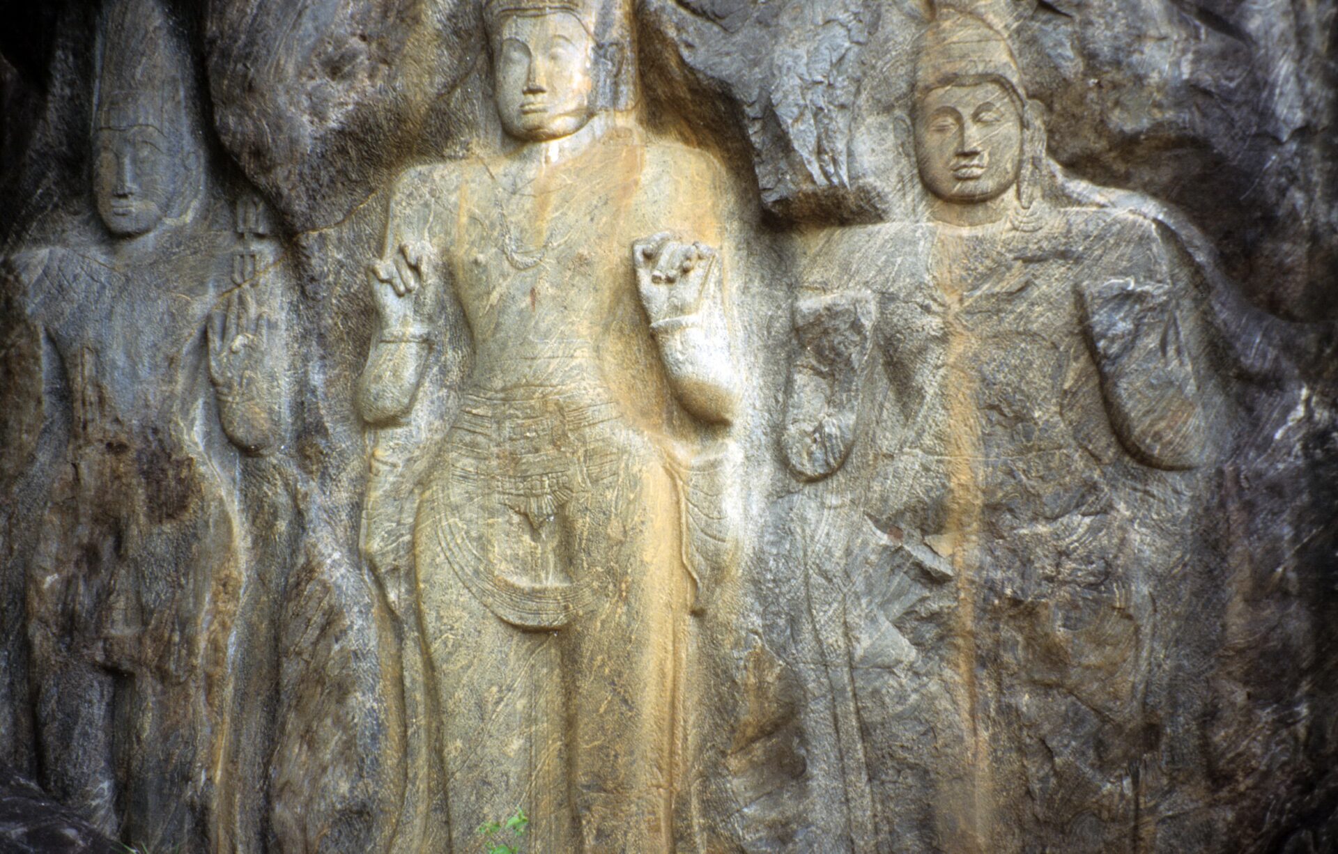 sri lanka budruvagale |