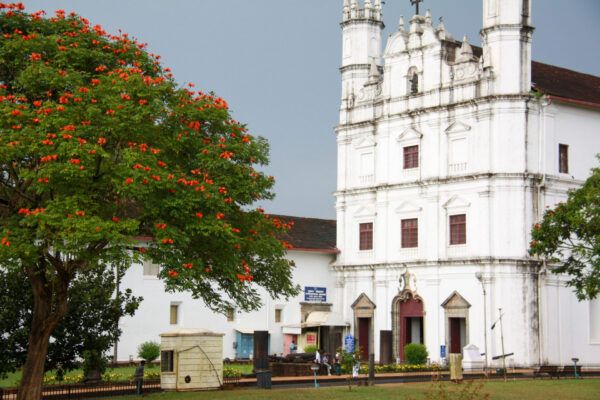 Kirchen und Klöster in Old Goa