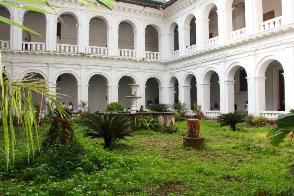 Kirchen und Klöster in Old Goa