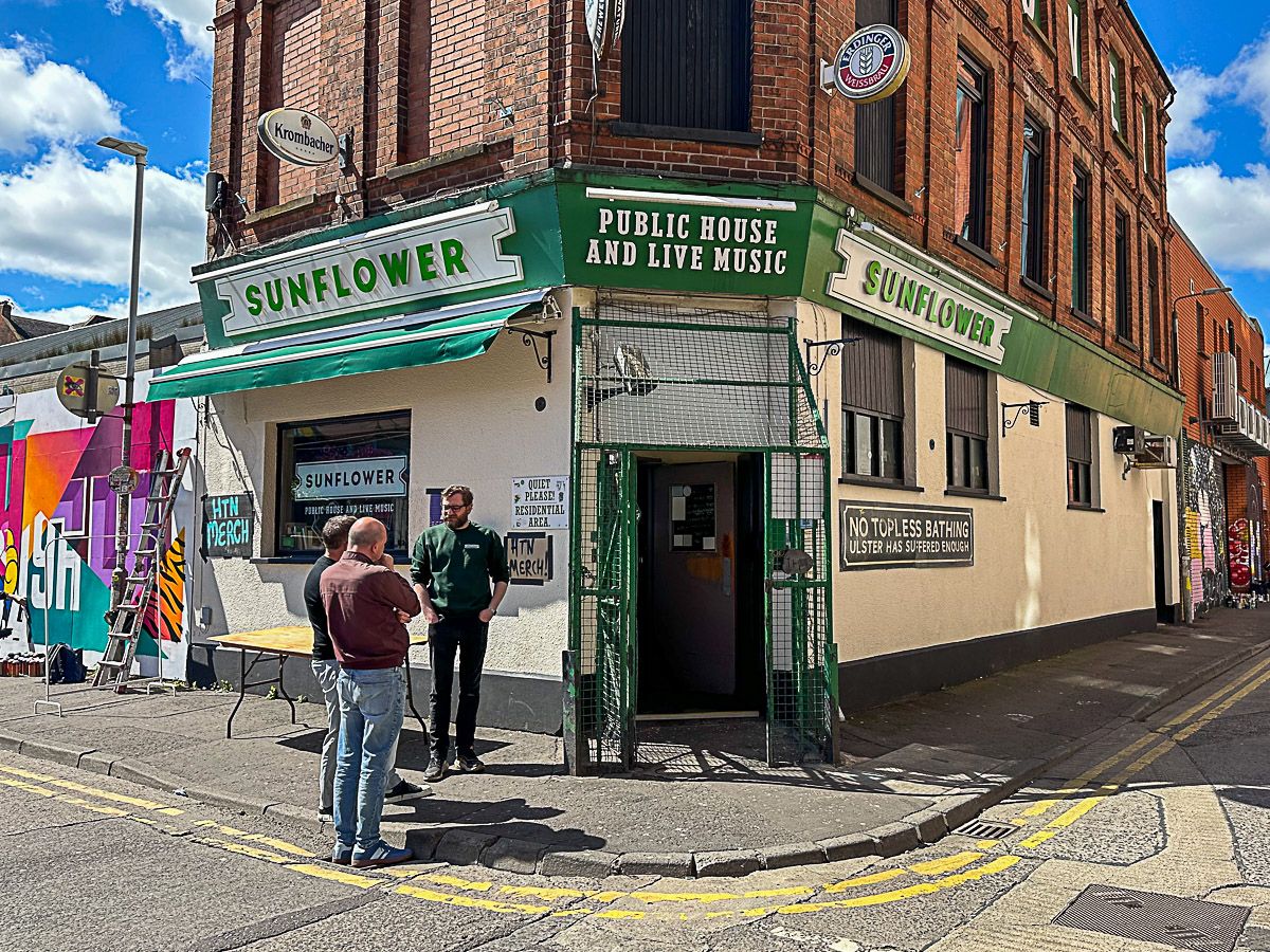 nordirland belfast sunflower pub |
